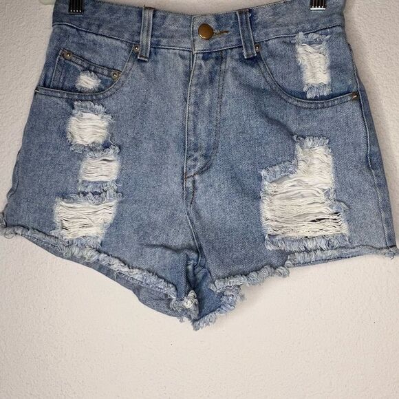 Re:Named Destroyed Jean Shorts - Picture 6 of 8